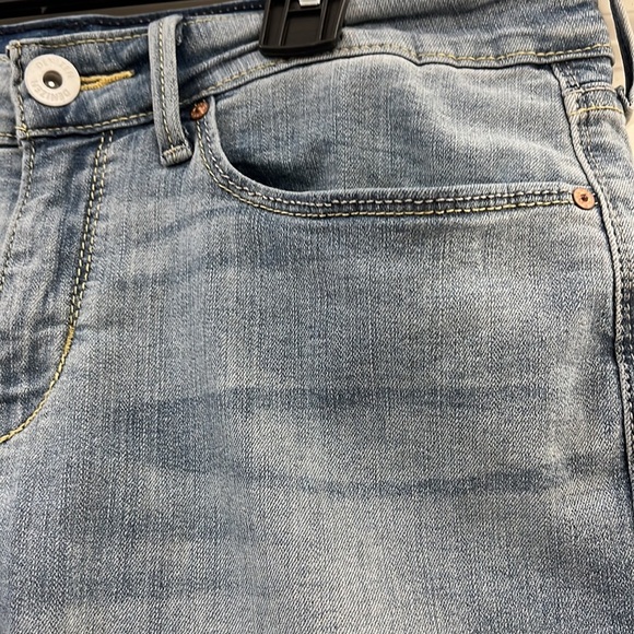 Denizen by Levi’s ladies jean jeggings - Picture 3 of 9